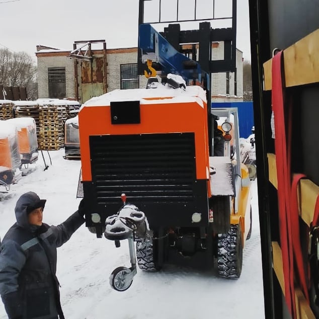 Отгрузка дизельного компрессора ММЗ на строительство дорог в г. Курган