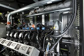 Газовый генератор Pramac GGW150G в кожухе — фото 8