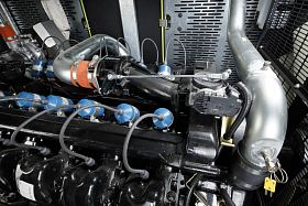 Газовый генератор Pramac GGW625MA в кожухе — фото 10